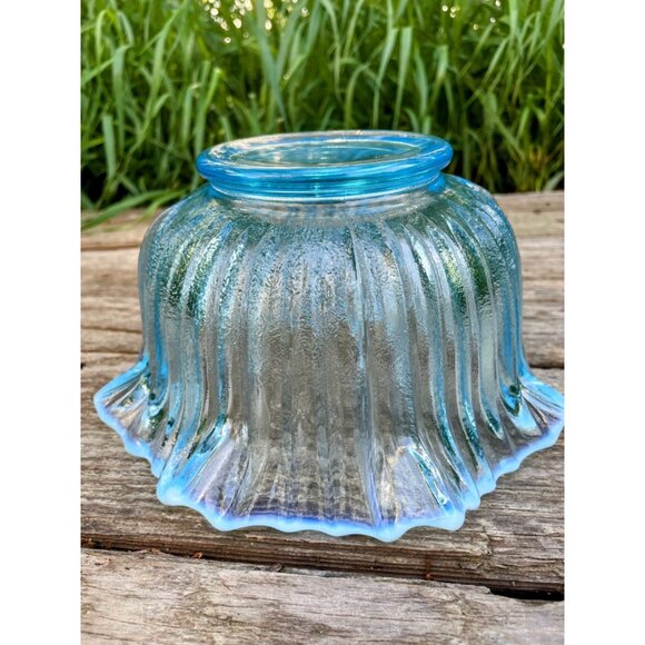 Vintage MCM Opalescent Blue Ribbed Ruffled Art Glass Bowl - Picture 3 of 16